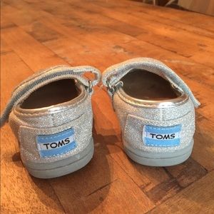 Toddler Toms Mary Janes size 4T